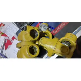 ARTICULATIE CARDAN UNGHI LARG Z6 LA STIFT PANA FI 35 /EG57 /COMER COD 121.004.055.00