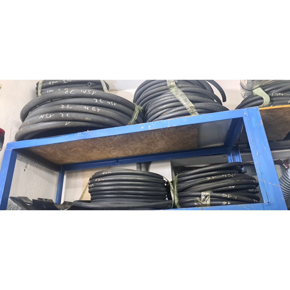 FURTUN  GUMA  FI 20 CU SPIRA SARMA  10 bar